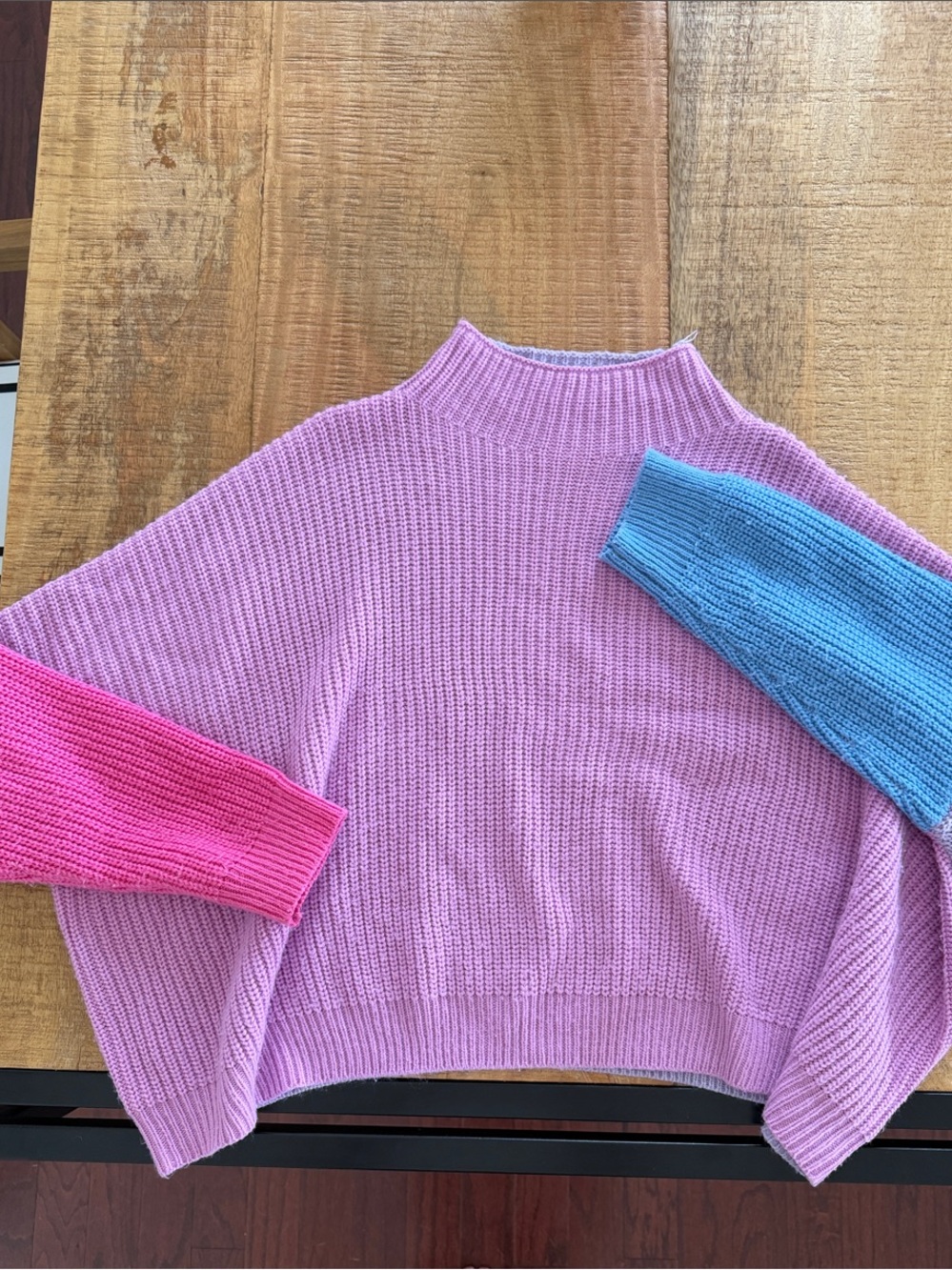 Women’s Colorblock Mock Neck Sweater - Pink